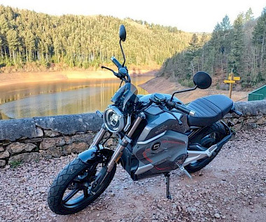 Moto electrique 50cc SUPER SOCO