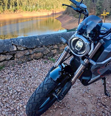 Moto electrique 50cc SUPER SOCO